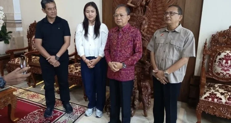 Desak Made Rita Kusuma Dewi, Gubernur Bali Wayan Koster, panjat tebing, atlet panjat tebing Indonesia, FPTI Bali, KONI Buleleng, Asian Games Nagoya 2026, World Climbing Series Chamonix 2026, atlet speed putri, prestasi olahraga Bali, Buleleng, Sambangan, Jaya Sabha.