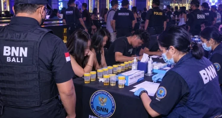 BNNP Bali, BNN Provinsi Bali, Operasi Narkotika, Sweeping THM, Tes Urine, Narkotika, Pencegahan Narkoba, Penyalahgunaan Narkotika, Peredaran Gelap Narkotika, Kuta Utara, Tibubeneng, Jalan Teuku Umar, Denpasar, Badung, Bali, Tempat Hiburan Malam, Asesmen Narkotika, Putu Putera Sadana, Keamanan Bali