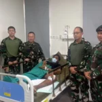 Pangdam IX/Udayana, Mayjen TNI Piek Budyakto, Kodam IX/Udayana, Satgas Yonif 742/SWY, Yonif 744/SYB, Satgas Operasi Papua, prajurit TNI, Timika, Papua, RS Tingkat IV Timika, Praka Stefanus Milikior Mali, Kogabwilhan III, Letjen TNI Lucky Avianto