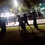 Lapangan Niti Mandala Renon, Renon, Denpasar Timur, keributan pemuda, perkelahian pemuda, kelompok pemuda, video viral, Polresta Denpasar, Polsek Denpasar Timur, gangguan kamtibmas, patroli polisi, keamanan Denpasar.