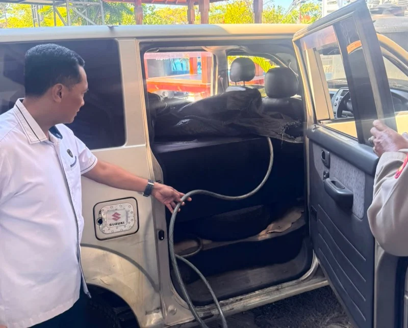Penyalahgunaan BBM Subsidi, Pertalite, Tangki Modifikasi, Suzuki APV, BBM Bersubsidi, Ditpolairud Polda Bali, Subdit Gakkum, Karangasem, Seraya, Bebandem, Subagan, Nelayan, 190 Liter Pertalite, IKS, Polda Bali.