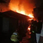 Kebakaran kos Denpasar, kebakaran Malboro XIV, Pemecutan Klod, Denpasar Barat, kos terbakar, kompor menyala, kebakaran rumah kos, Polresta Denpasar, Damkar Denpasar, kebakaran Bali