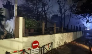 Kebakaran Seminyak, Chez Gado-Gado Restaurant, kebakaran Badung, Jalan Camplung Tanduk, Kuta Badung, restoran terbakar, kebakaran Bali, Damkar Badung, Polsek Kuta, Puslabfor Polda Bali.