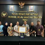 Karantina Bali, IUCN SSC ASTSG, perdagangan burung ilegal, penyelundupan burung, burung berkicau, konservasi satwa liar, BKSDA Bali, Heri Yuwono, perlindungan satwa, keanekaragaman hayati Bali.