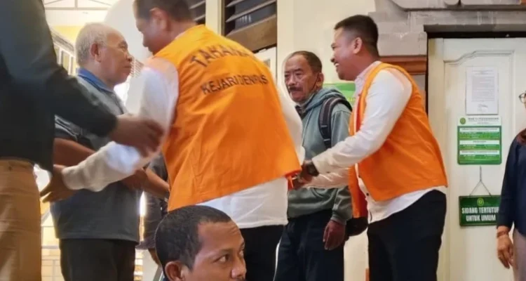 TPPO, perdagangan orang, ABK KM Awindo 2A, Pengadilan Negeri Denpasar, sidang perdana, I Nyoman Nelson, Oktofianus Modok, I Komang Hendra Setiawan, PT Solusi Kapal Indonesia, PT Awindo International, Eddy Arta Wijay