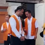 anggota Komcad, Komando Cadangan TNI AD, senjata api ilegal, pistol rakitan, jual beli senjata api, Pengadilan Negeri Denpasar, Akhmad Soleh Ricardo, Mhd Harold Patrick, Muhammad Tegar Khadafi, vonis penjara, perkara senpi ilegal, Polresta Denpasar, pistol SIG Sauer