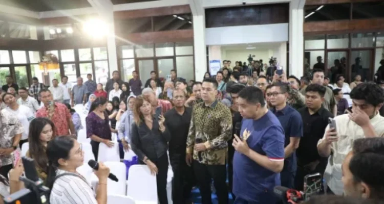 Maruarar Sirait, Menteri PKP, bedah rumah Bali, rumah layak huni, Program KPP, pembiayaan perumahan, Polda Bali, Denpasar