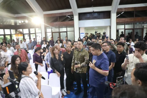 Maruarar Sirait, Menteri PKP, bedah rumah Bali, rumah layak huni, Program KPP, pembiayaan perumahan, Polda Bali, Denpasar