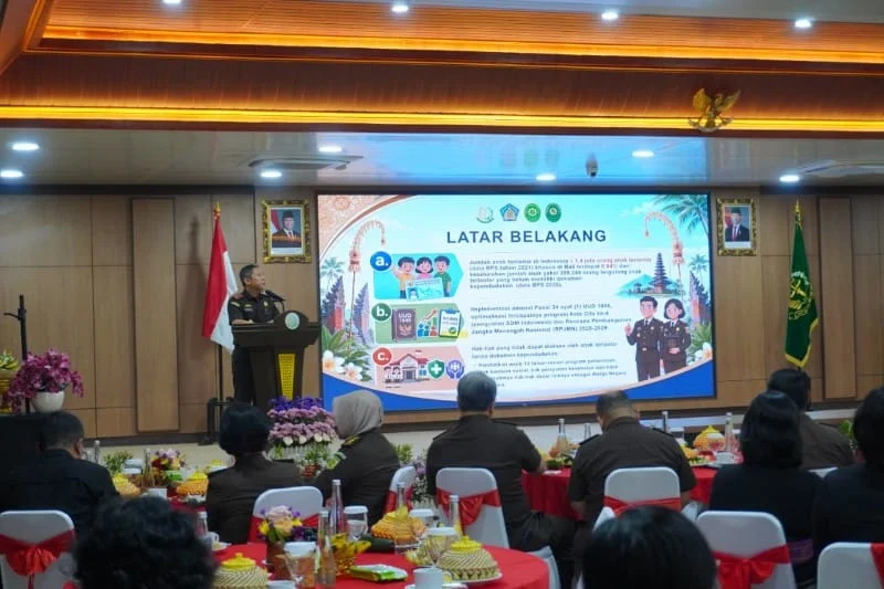 Kejati Bali, anak terlantar, dokumen kependudukan, identitas anak, Jaksa Pengacara Negara, akta kelahiran, NIK, Kartu Keluarga, Kartu Identitas Anak, perlindungan anak, kerja sama Kejati Bali, penegakan hukum humanis, Bali.