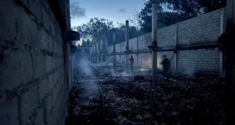 Kandang ayam terbakar, Kuta Selatan, Badung, kebakaran kandang ayam, 19 ribu ayam broiler, ayam mati terbakar, I Wayan Suarjana, kerugian Rp1,2 miliar, Polsek Kuta Selatan, kebakaran Badung