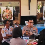 Ngopi Kamtibmas, Kapolresta Denpasar, Kombes Pol Leonardo Simatupang, komunitas ojol, ojek online, Kamtibmas, keselamatan lalu lintas, Polresta Denpasar, Denpasar, Patroli, layanan 110, tertib lalu lintas, penerangan jalan, Bali.
