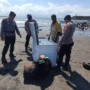 Kapal kargo tenggelam, MK Baruna, Padang Galak, Kesiman Petilan, Denpasar Timur, Dermaga Sanur, kapal tenggelam, ombak besar, gelombang 4 meter, Satpolairud Polresta Denpasar, KSOP Sanur, evakuasi kapal, Nusa Lembongan.