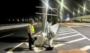 Kecelakaan Tol Bali Mandara, Toyota Rush, Kecelakaan Tunggal, Benoa, Denpasar Selatan, Tiga Penumpang Luka, WNA Australia, Satlantas Polresta Denpasar, Tol Bali Mandara, Kecelakaan Lalu Lintas