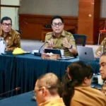Wawali Arya Wibawa, I Kadek Agus Arya Wibawa, Pemkot Denpasar, TKPK Denpasar, penanggulangan kemiskinan, percepatan perlindungan sosial, Perlinsos Denpasar, kemiskinan Denpasar, pendataan KK, data sosial masyarakat, Pemkot Denpasar, Denpasar, Bali, OPD Denpasar, balai banjar, perlindungan sosial.