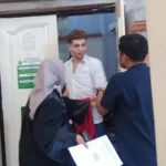 WNA Palestina, Ali H A Abuteebi, A Vicey Alex, penggelapan, iPhone 17 Pro Max, MacBook Pro 14 M5, PT Cellular World Indonesia, PN Denpasar, tuntutan 15 bulan, JPU Rizki Nur Annisa, Pengadilan Negeri Denpasar, Bali.