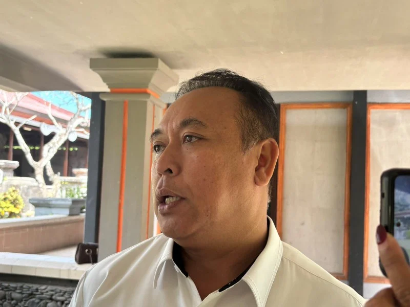 Pemkab Badung, Kasasi, Sengketa Menara, Bali Towerindo, DPRD Bali, Gung Cok, Menara Telekomunikasi, Mahkamah Agung, KPPU, Persaingan Usaha, Wanprestasi, Iklim Investasi, Badung.