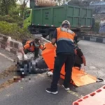 kecelakaan lalu lintas, kecelakaan Bypass Ngurah Rai, Bypass Ngurah Rai, Denpasar Timur, Kesiman Kertalangu, Patung Titi Banda, pengendara Nmax tewas, kecelakaan motor dan mobil, laka lantas Denpasar, Polresta Denpasar, Citizenbali.com