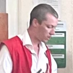 Yuriy Khalilov, WN Kazakhstan, bule Kazakhstan, kokain Bali, 2,5 kg kokain, narkotika Bali, PN Denpasar, Pengadilan Negeri Denpasar, kasus narkotika, koper hijau, Polandia Bali, USD 1.000, Bea Cukai Ngurah Rai, Bandara Ngurah Rai, sidang narkotika.