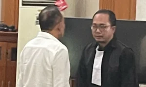 Eksepsi ditolak, AAND, dugaan pemalsuan surat, PN Denpasar, putusan sela, pembuktian perkara, JPU Eddy Arta Wijaya, Putu Gde Novyartha, sengketa perdata, PK Mahkamah Agung, prejudiciel geschil, penangguhan penahanan, Rizal Akbar.