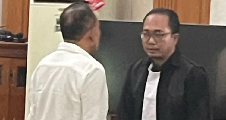 Eksepsi ditolak, AAND, dugaan pemalsuan surat, PN Denpasar, putusan sela, pembuktian perkara, JPU Eddy Arta Wijaya, Putu Gde Novyartha, sengketa perdata, PK Mahkamah Agung, prejudiciel geschil, penangguhan penahanan, Rizal Akbar.