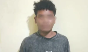 DB, pemuda bawa pisau, pisau belati, senjata tajam, Denpasar Timur, Renon, Monumen Bajra Sandi, Sumerta Kelod, polisi Denpasar, Polresta Denpasar, minum arak, pemuda diamankan polisi, Bali.