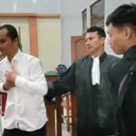 Akmal Azaqi, ganja 3,2 kilogram, narkotika, mahasiswa Sumatera Barat, PN Denpasar, Denpasar, Pemogan, Ditresnarkoba Polda Bali, persidangan narkotika, kasus ganja Bali, Pengadilan Negeri Denpasar, narkotika Golongan I.