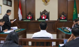 Penangguhan penahanan, JPU, sengketa perdata, PK Mahkamah Agung, dugaan pemalsuan surat, A.A.N.D., PN Denpasar, Eddy Arta Wijaya, Rizal Akbar, eksepsi, prejudiciel geschil, perkara pidana, KUHAP, KUHP.
