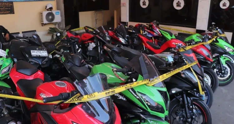 Satlantas Polresta Denpasar, 78 motor ditindak, motor sport, Jalan Teuku Umar, knalpot brong, speeding, pelanggaran lalu lintas, balap liar, Polresta Denpasar, Call Center 110, Denpasar, Bali.