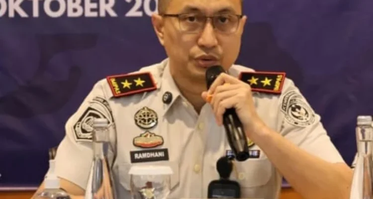 Imigrasi Bali, video asusila, WNA Prancis, Karangasem, Ramdhani, Kantor Imigrasi Buleleng, Subject of Interest, SOI Imigrasi, pengawasan orang asing, Ditjen Imigrasi Bali, pariwisata Bali, Bandara Ngurah Rai, warga negara asing, video dewasa viral.