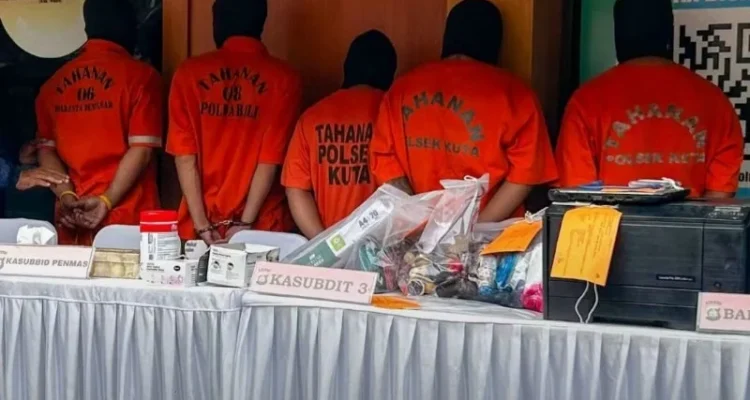 sindikat Sidatapa, Polda Bali, Ditreskrimum Polda Bali, penggelapan kendaraan Bali, penipuan rental mobil, penipuan rental motor, pemalsuan KTP, penadahan kendaraan, kasus rental Denpasar, 25 laporan polisi, 21 korban rental, AKBP Belnas Pali Padang, Polresta Denpasar, Tim Resmob Polda Bali, kriminal Bali, berita hukum Bali, Citizenbali.com.