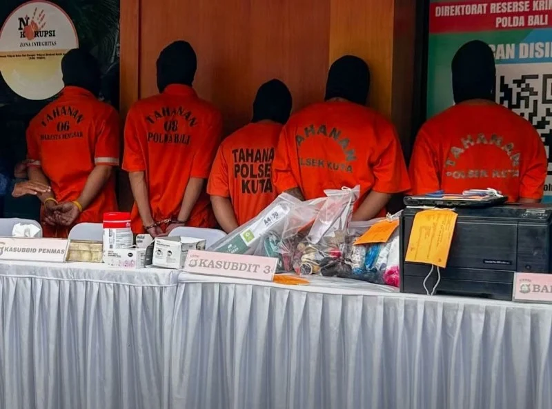 sindikat Sidatapa, Polda Bali, Ditreskrimum Polda Bali, penggelapan kendaraan Bali, penipuan rental mobil, penipuan rental motor, pemalsuan KTP, penadahan kendaraan, kasus rental Denpasar, 25 laporan polisi, 21 korban rental, AKBP Belnas Pali Padang, Polresta Denpasar, Tim Resmob Polda Bali, kriminal Bali, berita hukum Bali, Citizenbali.com.