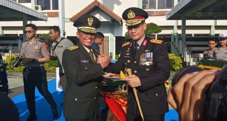 HUT ke-81 TNI, TNI-Polri, Kapolda Bali, Irjen Pol Daniel Adityajaya, Kasdam IX/Udayana, Brigjen TNI Taufiq Hanafi, Makorem 163/Wira Satya, Denpasar, sinergi TNI-Polri, Panglima TNI, Jenderal TNI Agus Subiyanto, PRIMA.