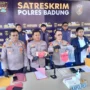 Polres Badung, 21 tersangka, pengungkapan kasus kriminal, penganiayaan berat Kuta Utara, pembakaran mesin perontok padi, Subak Blakiu, Subak Mambal, Sangeh, AKBP Joseph Edward Purba, kriminalitas Badung.
