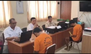 pembakaran mesin perontok padi, judi tajen, Polres Badung, Polsek Abiansemal, Subak Blakiu, Subak Mambal, objek wisata Sangeh, petani Badung, tersangka pembakaran, kriminal Badung.