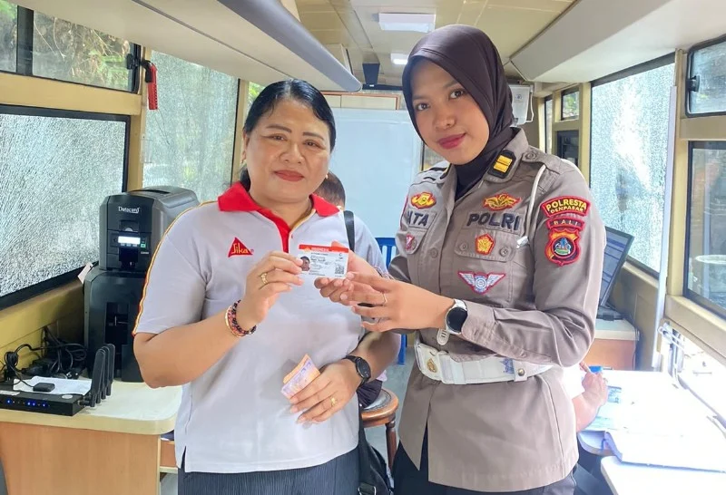 Satlantas Polresta Denpasar, SIM Keliling Denpasar, pelayanan SIM Keliling, Mall Pelayanan Publik Denpasar, MPP Kota Denpasar, Polresta Denpasar, pelayanan publik, perpanjangan SIM, layanan SIM, pelayanan kepolisian, Iptu I Gede Adi Saputra Jaya, Citizenbali.com